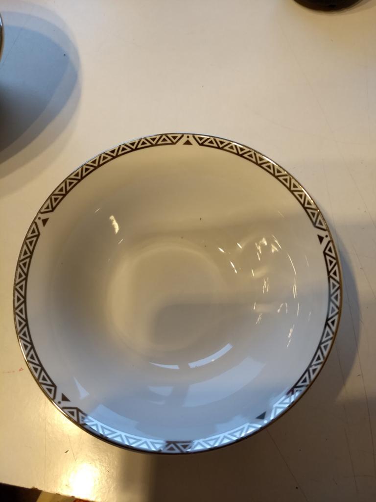 Royal Doulton vijf bowls/schaaltjes, Ophalen of Verzenden, Overige stijlen, Porselein, Schaal of Schalen