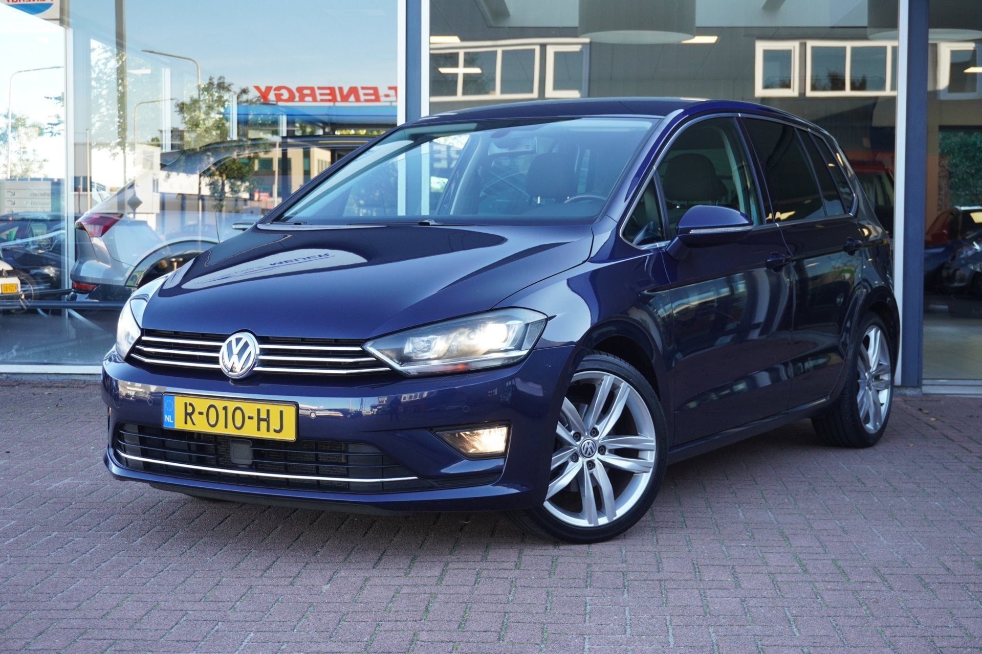 Volkswagen Golf Sportsvan 1.4 TSI Highline 5deurs | Navigati, Auto's, Dealer onderhouden, Gebruikt, 4 cilinders, Blauw