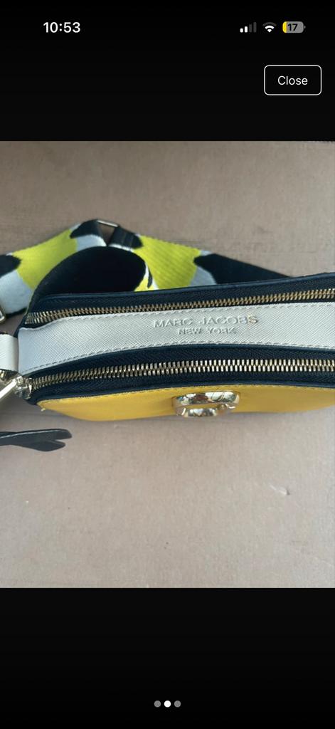 Marc Jacobs Snapshot Crossbody Bag - Geel, Ophalen of Verzenden, Zo goed als nieuw, Geel, Schoudertasje