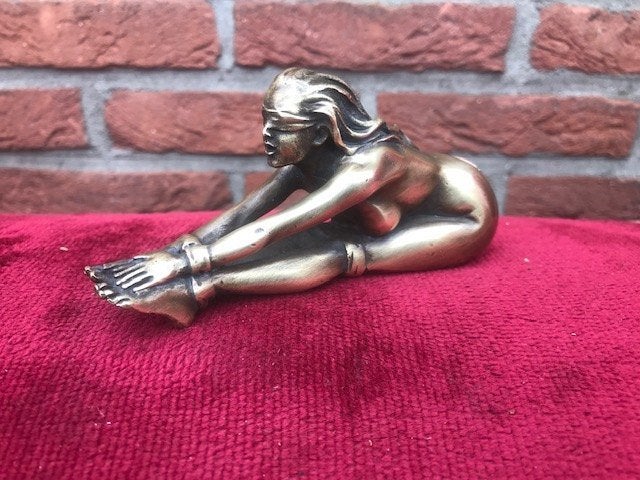 bronzen presse-papier, bondage-dame, erotica, Antiek en Kunst, Kunst | Beelden en Houtsnijwerken, Ophalen of Verzenden, Gemerkt