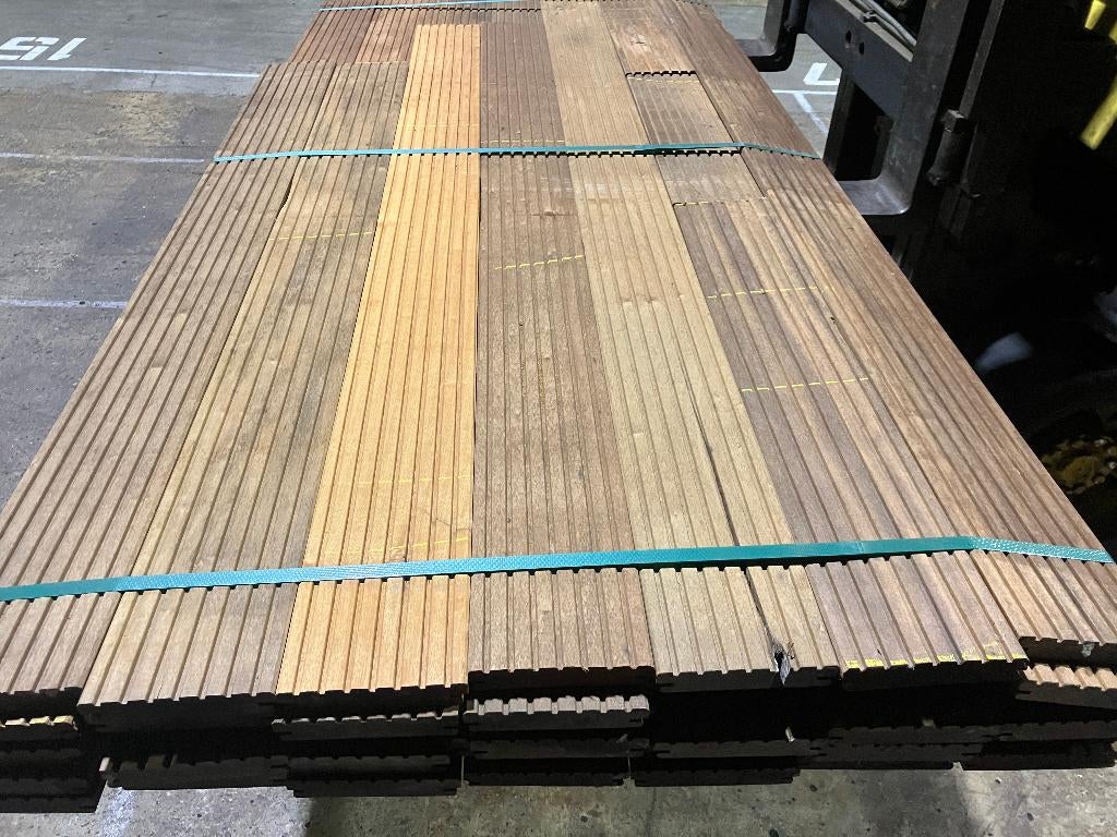 Hardhout–Louro Itauba–planken–terrasdelen-vlonderdelen, Ophalen, Nieuw, Hout