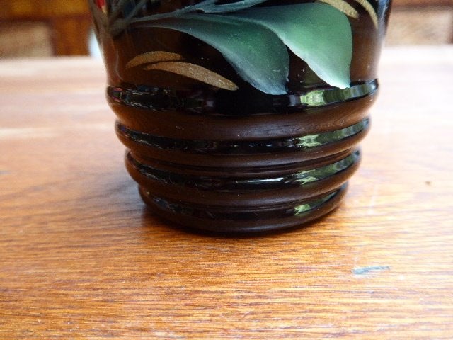 Art deco hyaliet vaasje met bloemen, Doyen, Ophalen of Verzenden