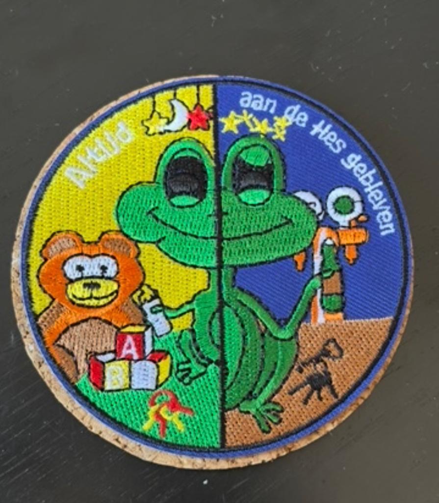 Oeteldonk embleem 10, Verzenden, Zo goed als nieuw