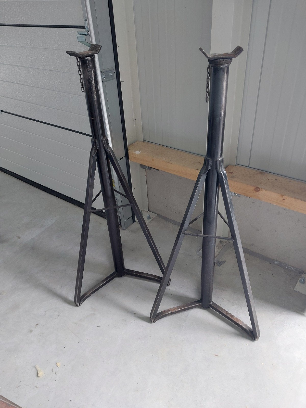 2 robuuste assteunen, 195 cm hoog, Auto diversen, Autogereedschap, Ophalen, Gebruikt