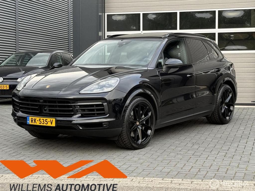 Porsche Cayenne S 2.9 441PK Pano-Burmester-SportChrono-Matrx, Auto's, Porsche, Automaat, Cayenne, 138 €/maand, Zwart
