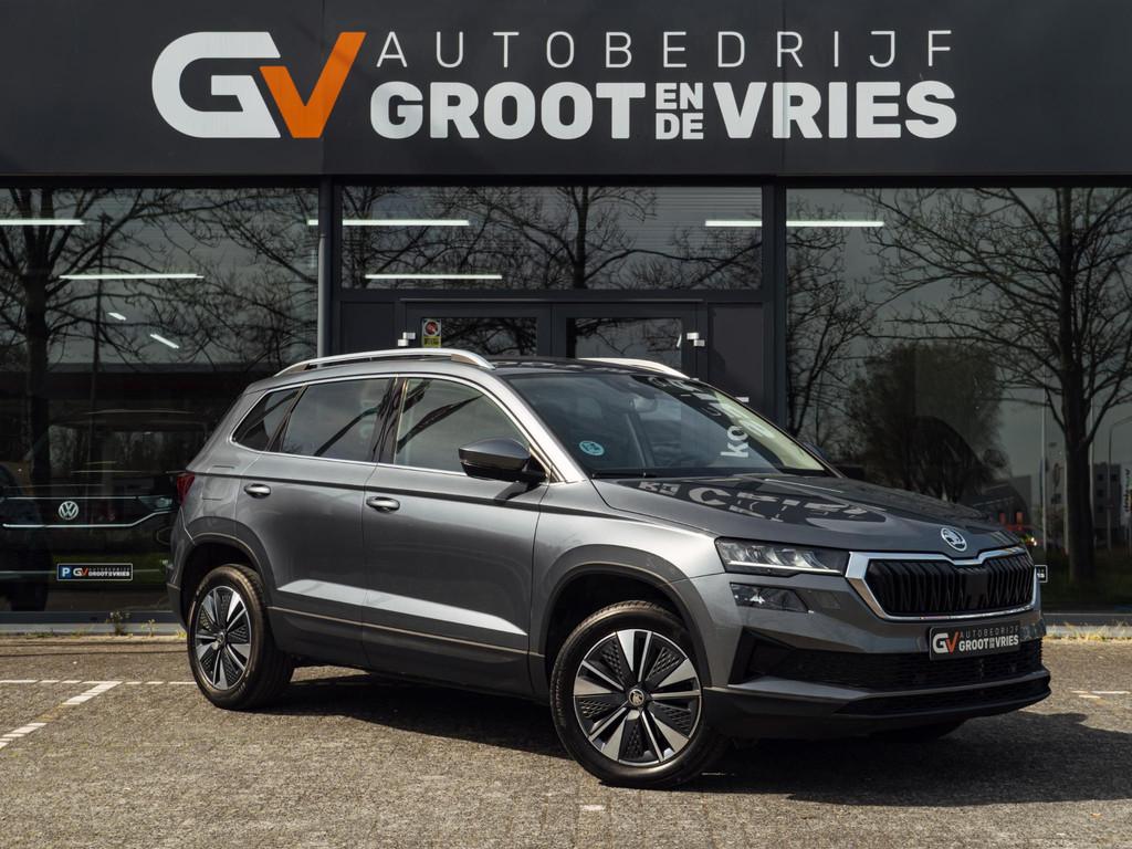 Skoda Karoq 1.5 TSI ACT Business Edition Plus|LED|CarPlay|Ca, Stof, 4 cilinders, Karoq, Bedrijf