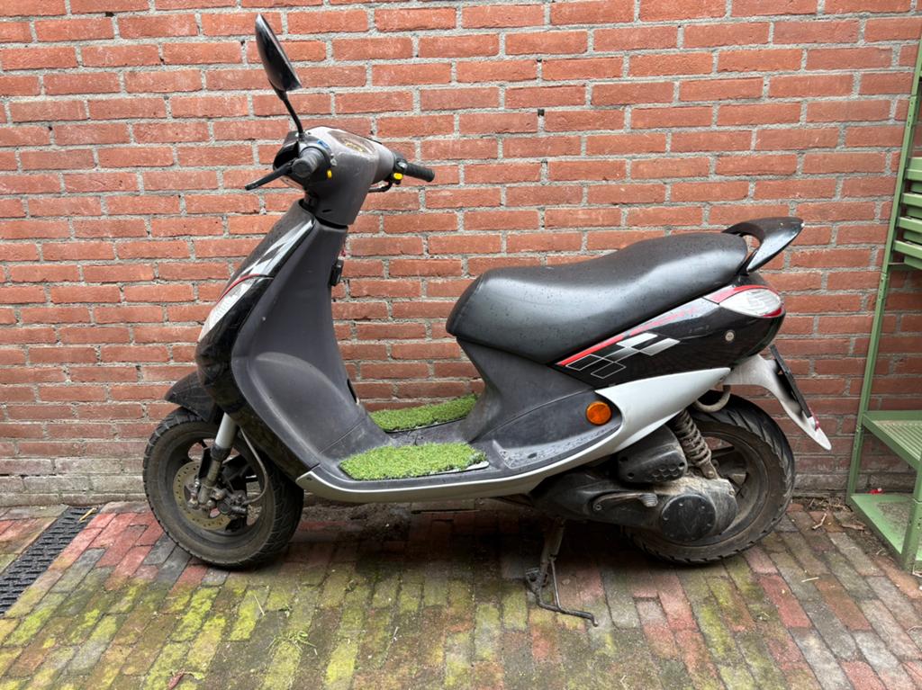 Peugeot viva city, Fietsen en Brommers, Scooters | Peugeot, Ophalen, Gebruikt, Benzine, Vivacity