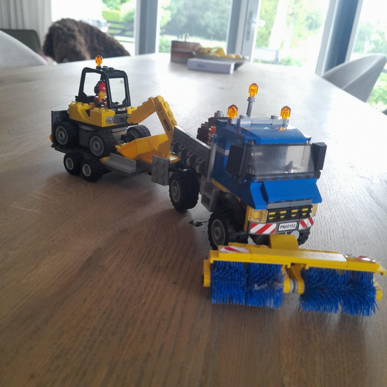 Lego City 60152 Veegwagen en Graafmachine, Lego, Ophalen of Verzenden, Complete set, Compleet