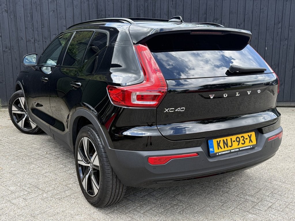 Volvo XC40 1.5 T5 Recharge R-Design (bj 2021, automaat), Auto's, Volvo, 12 maanden, Automatische klimaatregeling, Zwart, Plug-in hybride