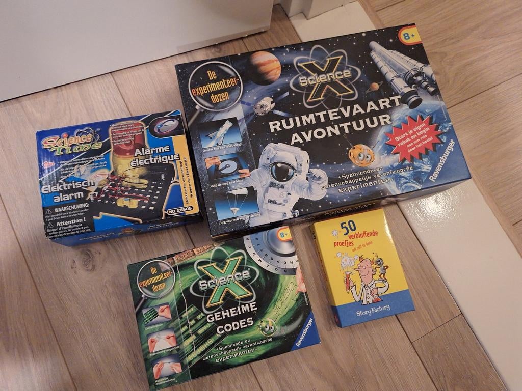 Compleet Science Pakket: Ruimtevaart, Codes & Experimenten, Ophalen of Verzenden, Nieuw, Bouwen