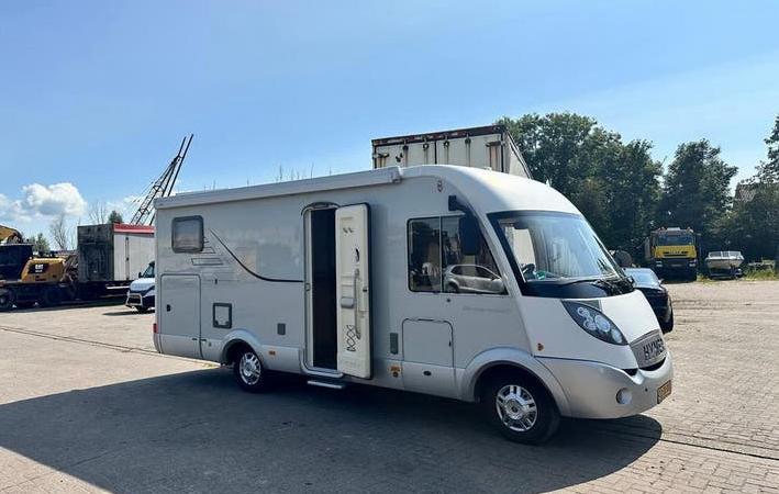 Hymer B614 CL Integraal met Level systeem en cabine airco, Caravans en Kamperen, Campers, Integraal, Ringverwarming, Fiat, Particulier