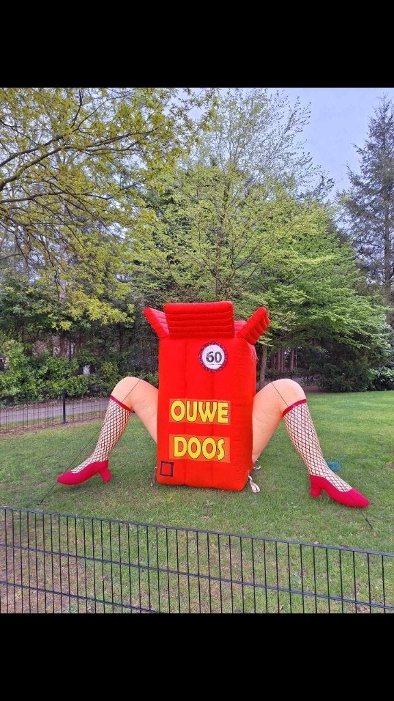 sarah ouwe doos verhuur sarah oude doos huren, Ophalen, Zo goed als nieuw, Abraham of Sarah