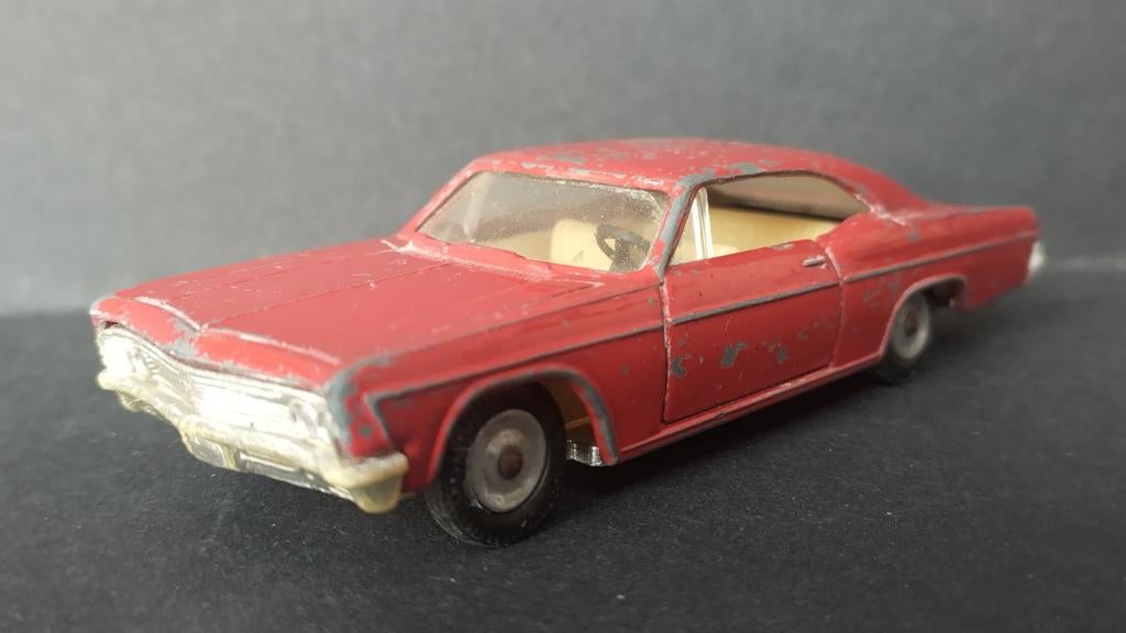 Chevrolet Impala 1:43 Cragstan Detroit senior Pol, Hobby en Vrije tijd, Modelauto's | 1:43, Gebruikt, Auto, Overige merken, Verzenden