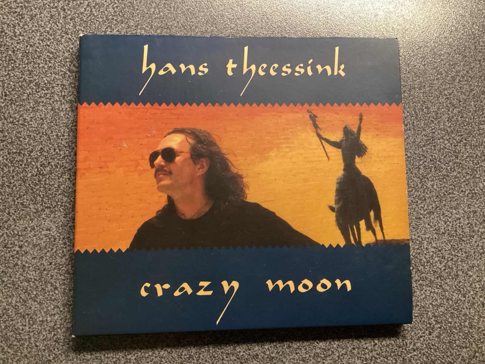 Hans Theessink - Crazy Moon CD (Blues, Folk), Cd's en Dvd's, Ophalen of Verzenden, Zo goed als nieuw, Album, Inclusief boekje