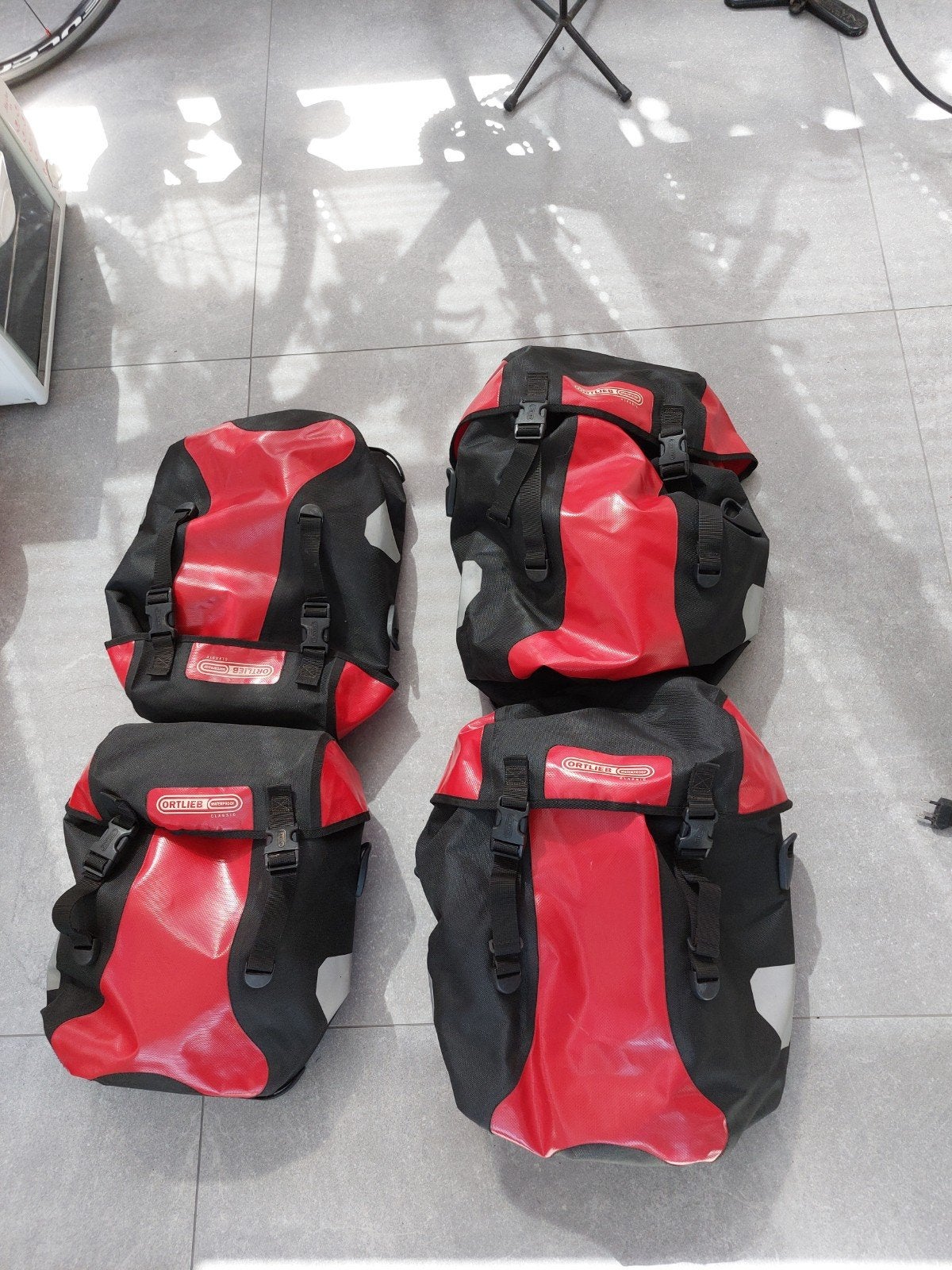 Ortlieb fietstassen set (blauw en rood) met stuurtas, Ophalen of Verzenden, Zo goed als nieuw, Ortlieb