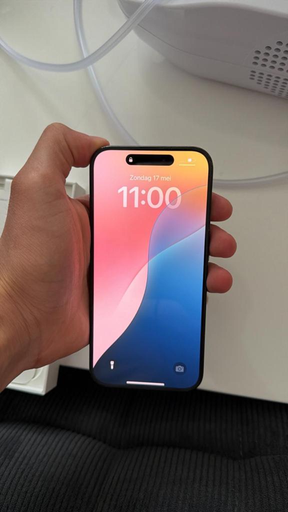 Iphone 15 pro, 128 GB, Zwart, Ophalen of Verzenden, Zo goed als nieuw