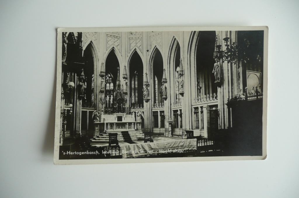 Interieur Basiliek St.Jan Hoofd Altaar "s Hertogenbosch 1947, Ophalen of Verzenden, 1940 tot 1960, Gelopen, Noord-Brabant