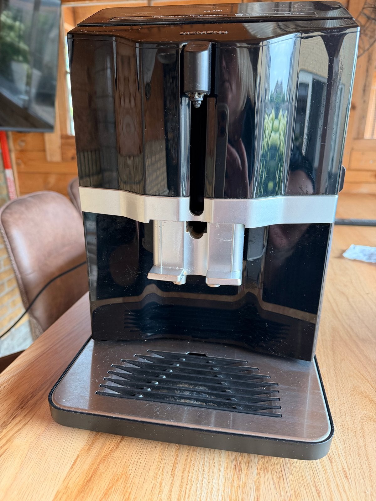Siemens EQ300 TF301E19 volautomatische espressomachine, Witgoed en Apparatuur, Koffiezetapparaten, Ophalen, Gebruikt, Espresso apparaat