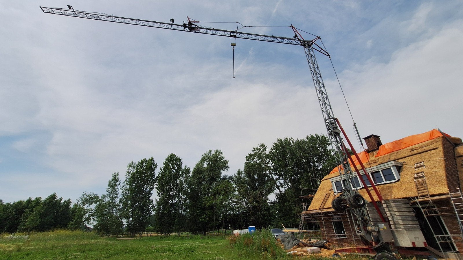 Bouwkraan Torenkraan Gru Dalbe  HS251 te koop, Ophalen