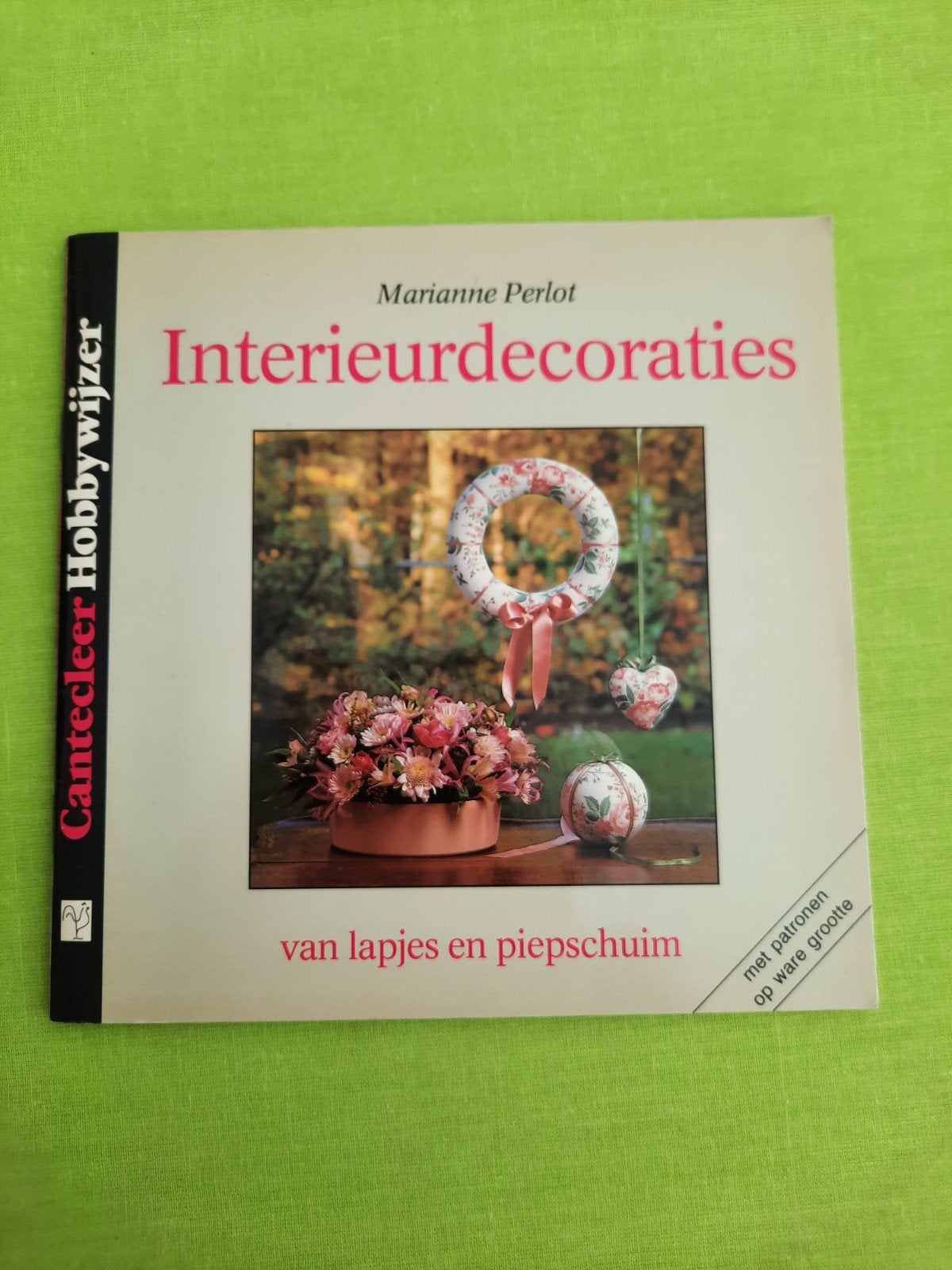 Knutselen Interieur decoraties van lapjes en piepschuim, Boeken, Hobby en Vrije tijd, Ophalen of Verzenden, Overige onderwerpen