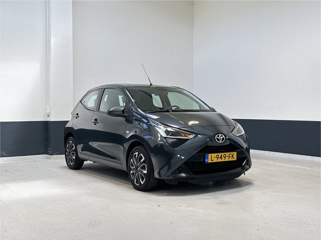 Toyota Aygo 1.0 VVT-i x-play limited | NL |1 EIg | Carplay/, Auto's, Toyota, Bedrijf, Te koop, Aygo, ABS, Achteruitrijcamera, Airbags