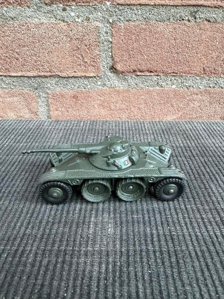 1:43 Dinky toys 80A EBR Panhard army, Ophalen of Verzenden, Zo goed als nieuw, Auto, Dinky Toys