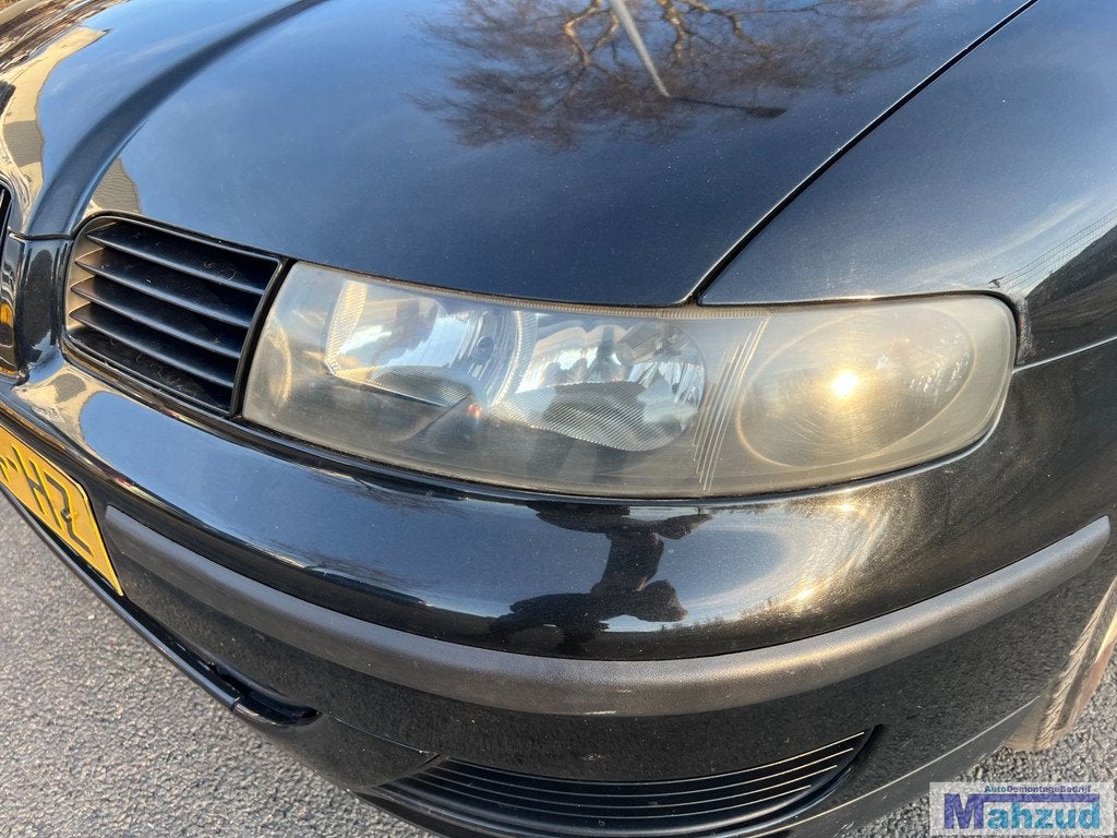 SEAT TOLEDEO 2 LEON Links koplamp 1998-2004, Gebruikt, Autovia A-2, Km 585 585
08760  Martorell, ES, Ophalen of Verzenden, SEAT S.A.