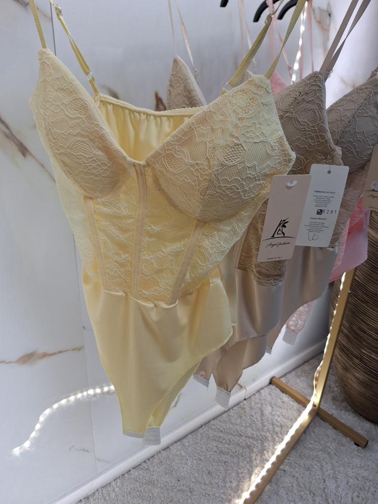 Nieuwe Bodystockings - Diverse Kleuren en Maten, Ophalen of Verzenden, Beige, Body of Korset