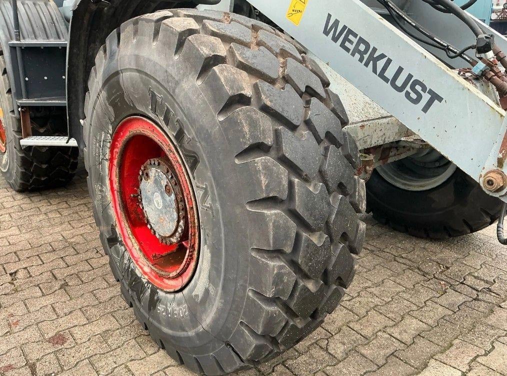 Titan banden 20.5 r25, Zakelijke goederen, Ophalen of Verzenden, Wiellader of Shovel