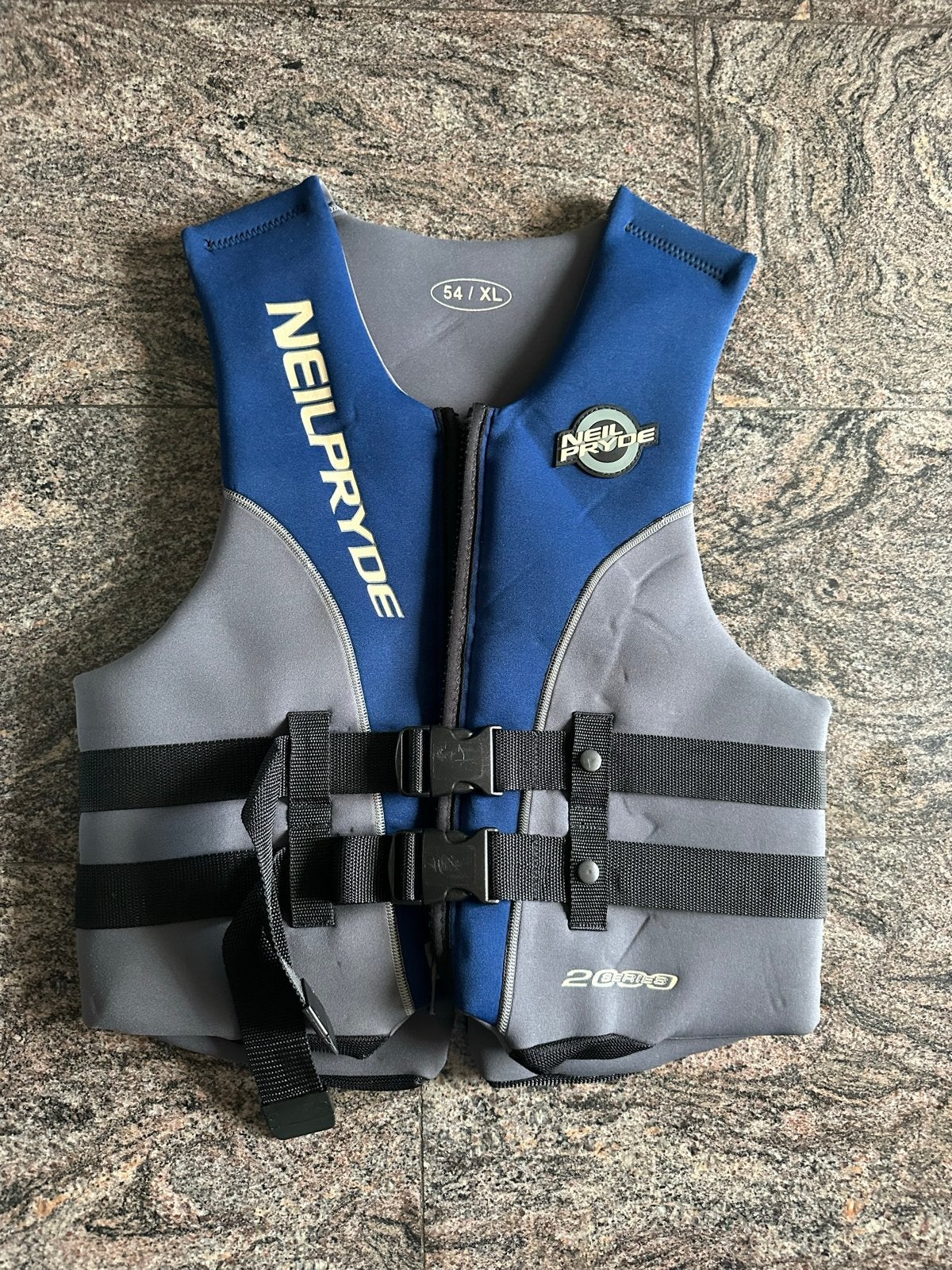 NeilPryde Reddingsvest / Zwemvest Maat XL, Watersport en Boten, Watersportkleding, Ophalen of Verzenden, Zo goed als nieuw, Dame of Heer