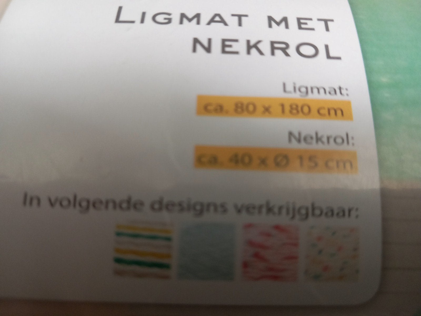 Nog 2 spiksplinternieuwe ligmatten met nekrol, Ophalen of Verzenden, Nieuw