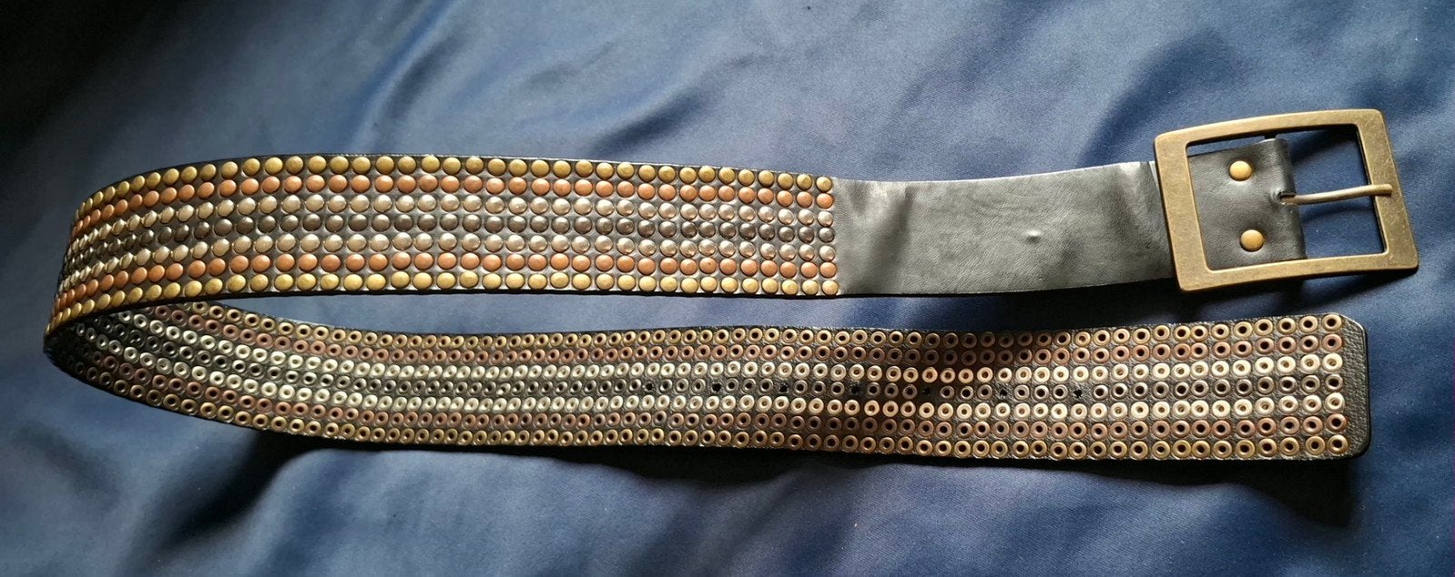 Exclusieve brede studded riem (104x5 cm) NIEUW, Ophalen of Verzenden, Nieuw, Zwart, 100 cm of meer