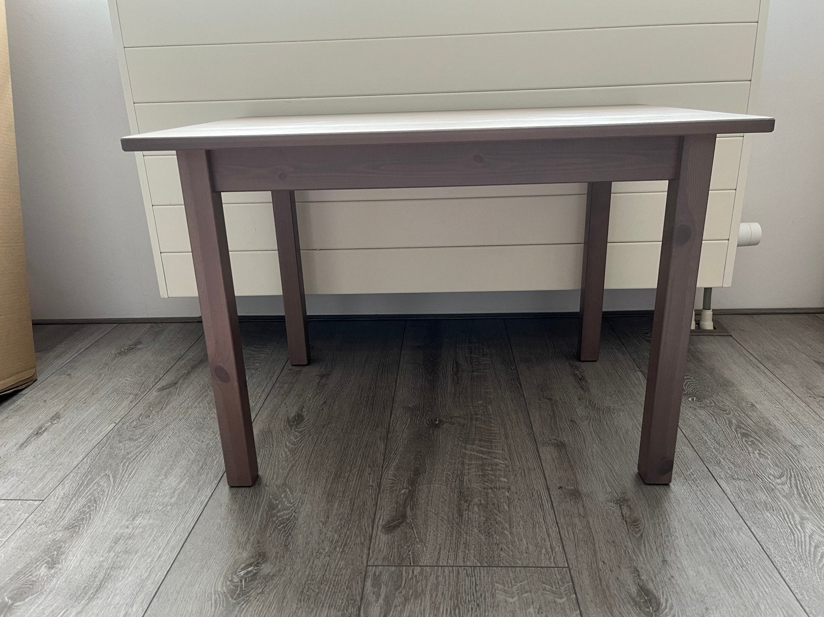 Ikea Sundvik Bruin Kindertafel en 2 kinderstoelen, Ophalen, Gebruikt, 50 tot 100 cm, 25 tot 50 cm
