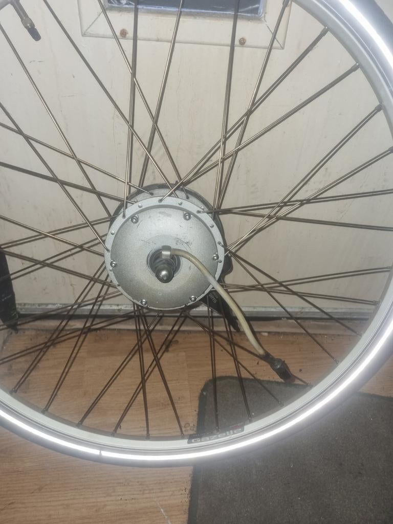 Gazelle 5-Pin Elektrische Fiets Voorwiel met Motor, Ophalen of Verzenden, Gebruikt, Wiel, Gazelle