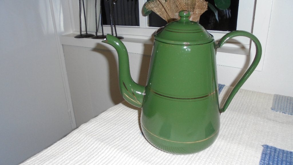 donkergroen emaille koffiekan met bies H26cm, Ophalen