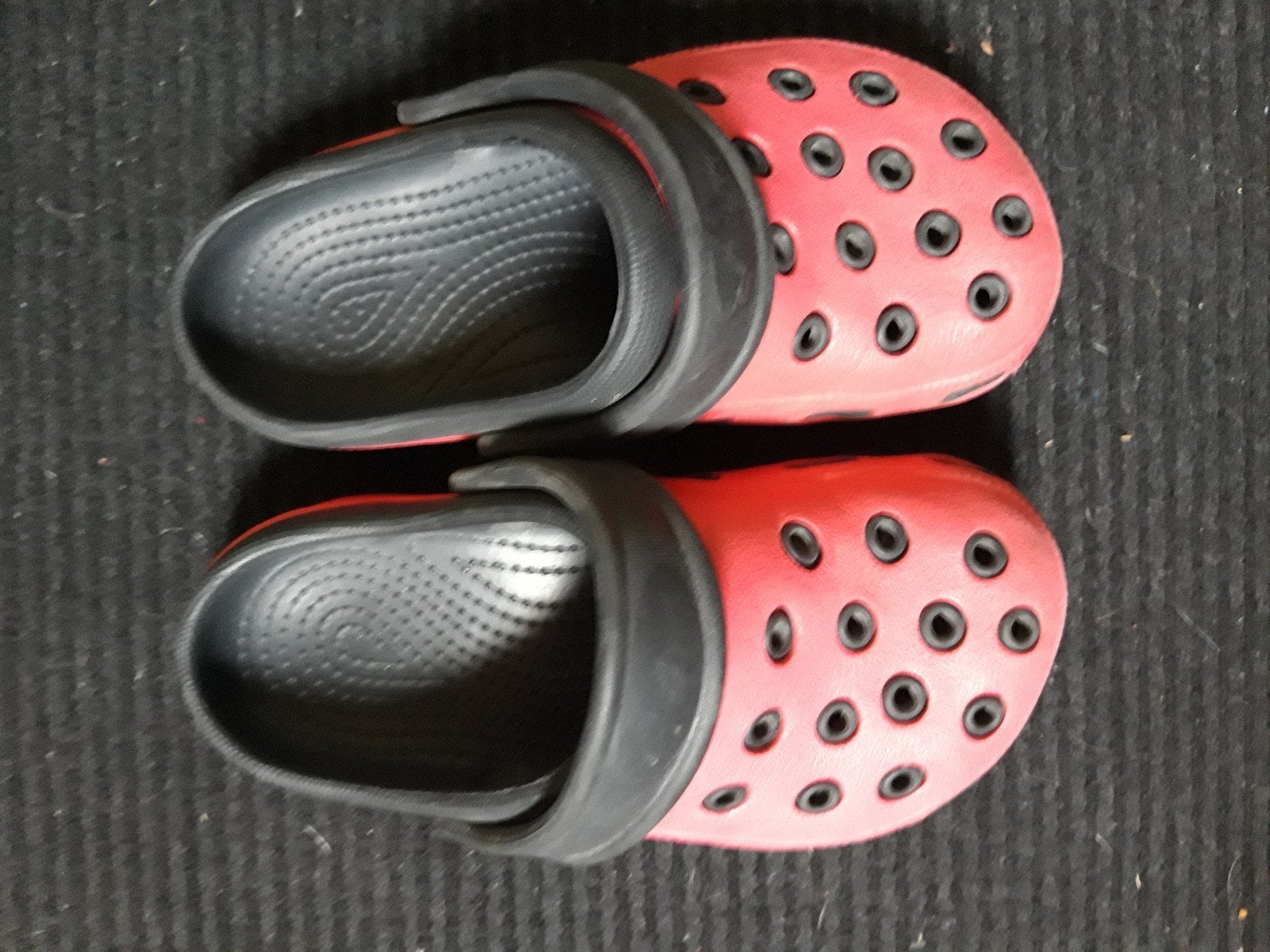 Rode kinderschoenen - Crocs-stijl - Maat 32, Gebruikt, Jongen of Meisje, Schoenen, Ophalen of Verzenden