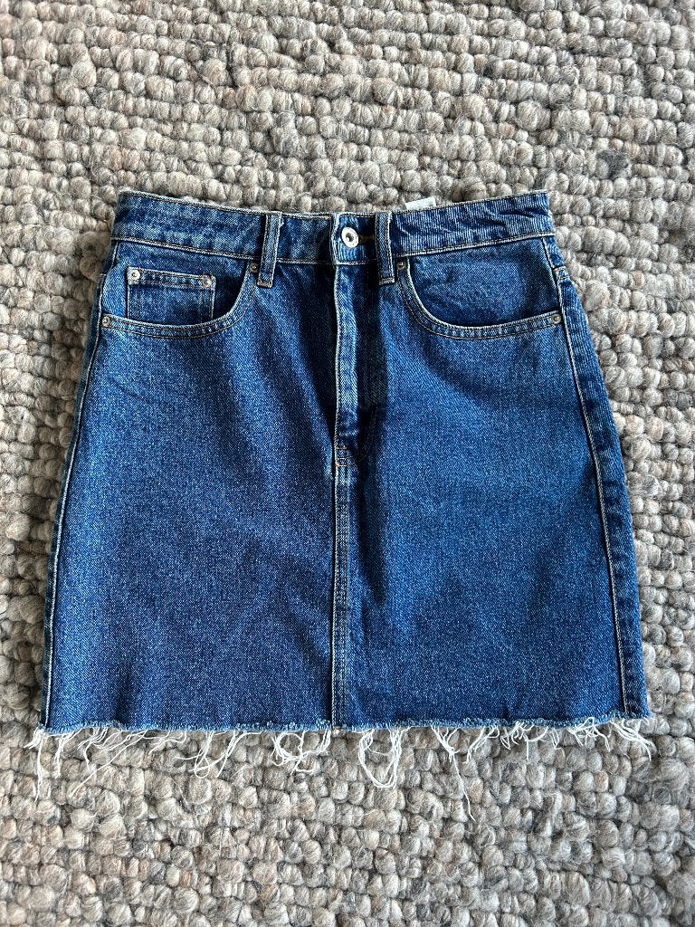 Jeans rokje nette staat TRAFALUC ZARA maat S, Kleding | Dames, Ophalen of Verzenden, Zo goed als nieuw, Blauw, Boven de knie