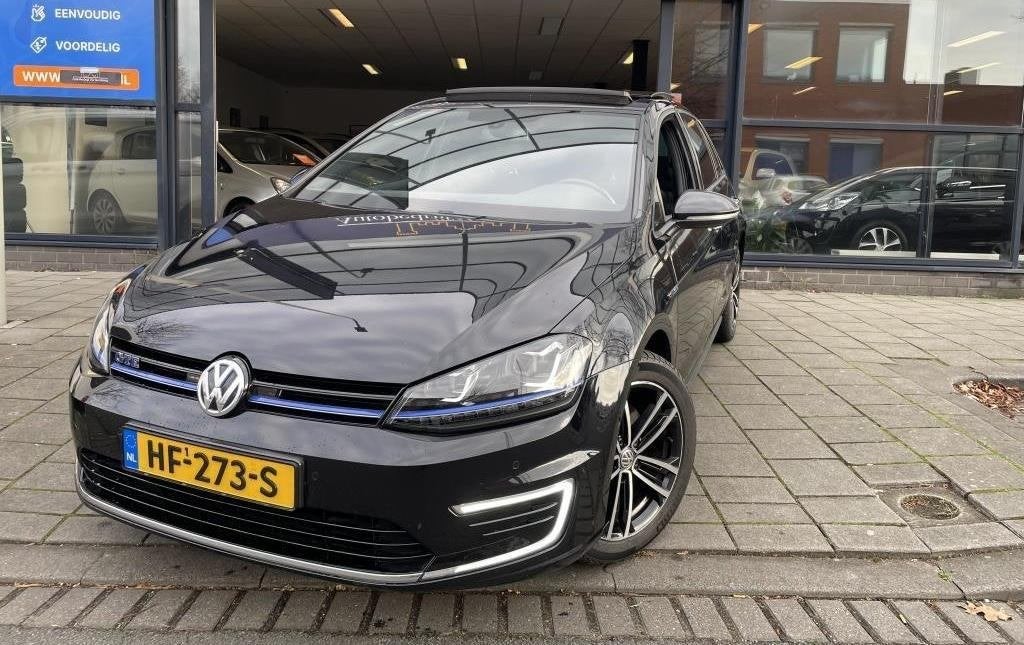 Volkswagen Golf 1.4 TSI Phev 204pk GTE 2015 Zwart PANO, Euro 6, 4 cilinders, Overige bekleding, Zwart