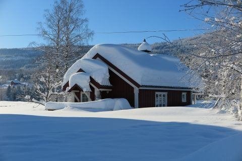 Oergezellig vakantie huis, Lillehammer/Oost Noorwegen, 2 slaapkamers, Aan meer of rivier, Landelijk, Open haard