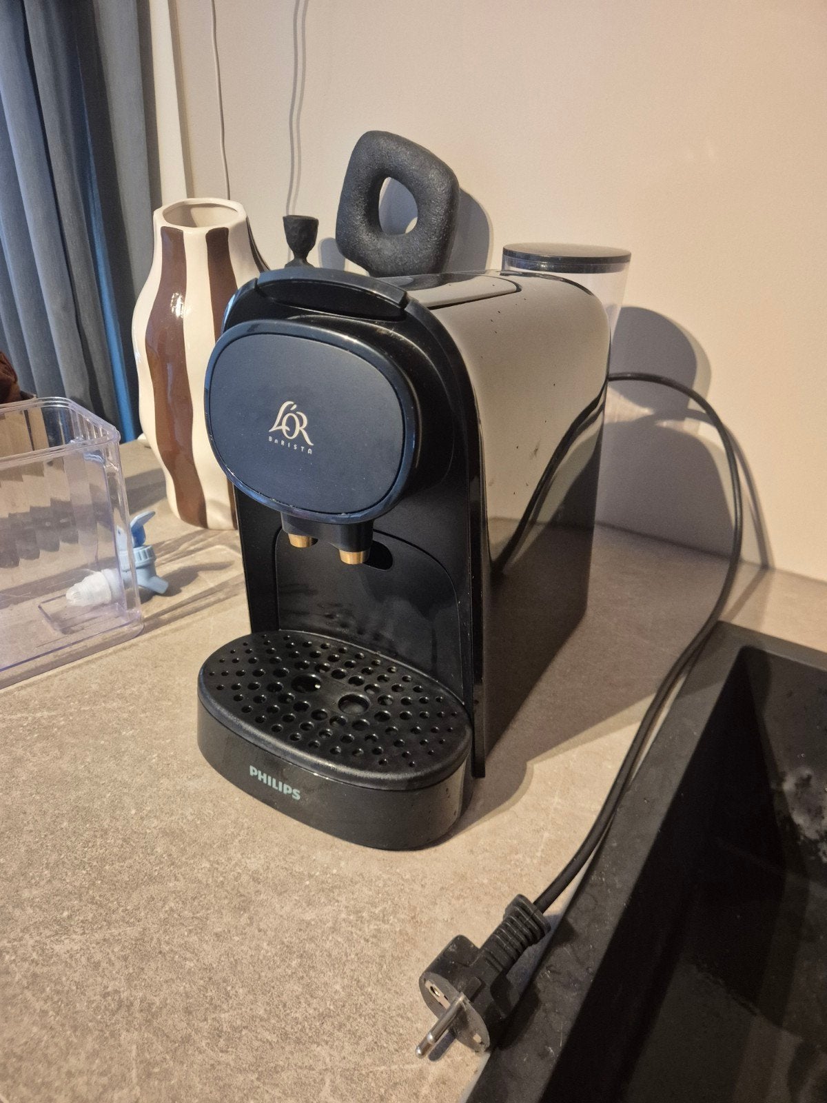Philips L'OR Barista Sublime Koffiezetapparaat, Ophalen, Koffiemachine, Zo goed als nieuw, 2 tot 4 kopjes