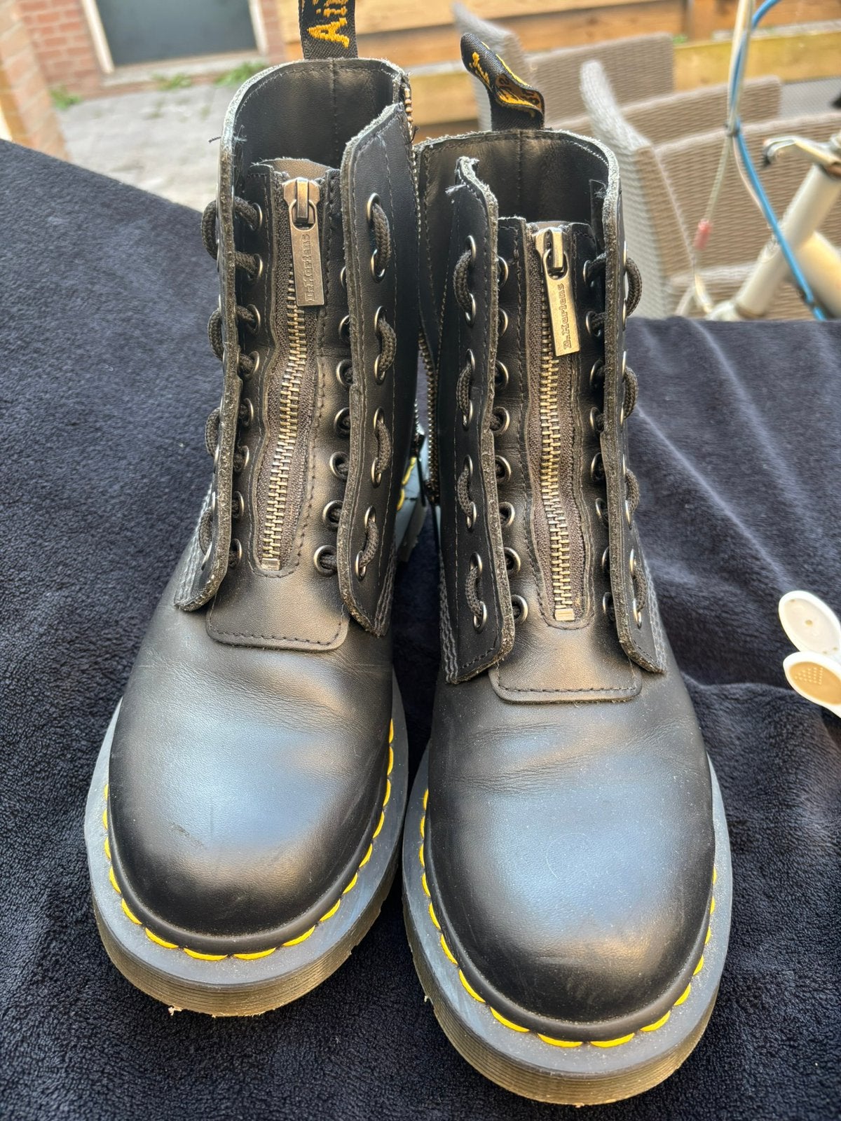 Dr. Martens, Meisje, Ophalen of Verzenden, Laarzen, Zo goed als nieuw