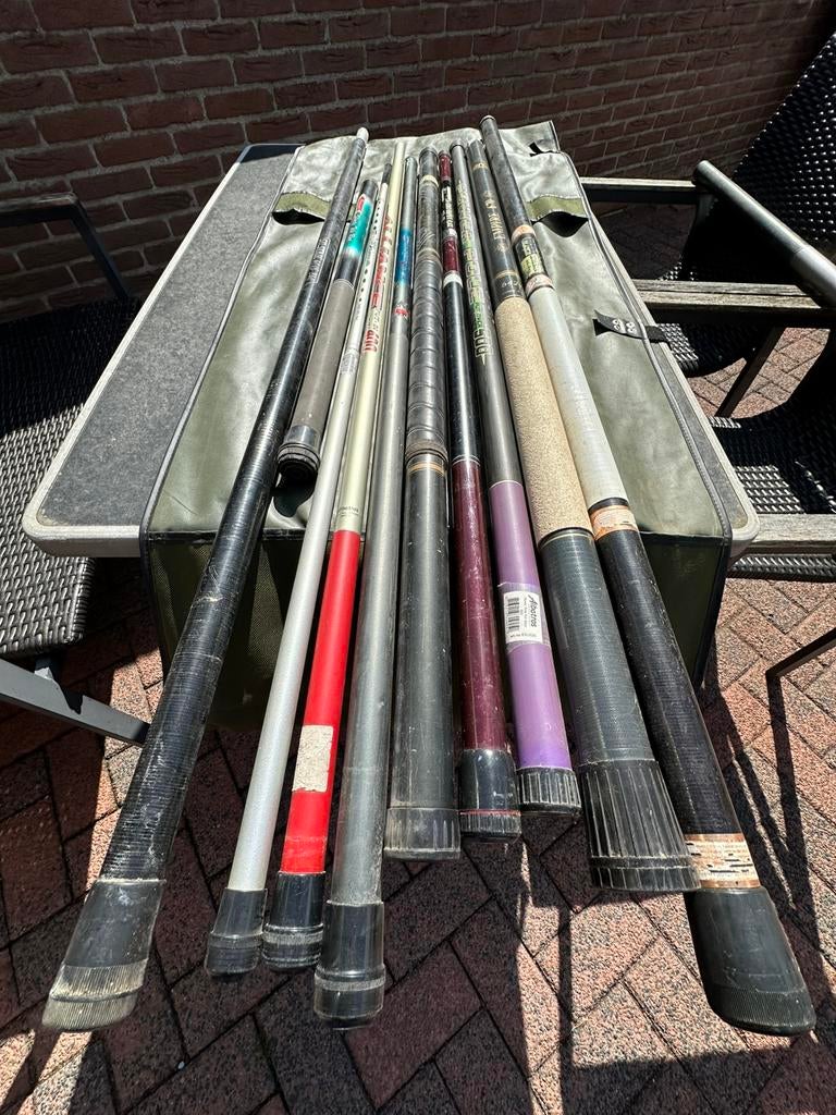 9 vaste hengels en schepnet steel, Watersport en Boten, Ophalen, Gebruikt, Vaste hengel
