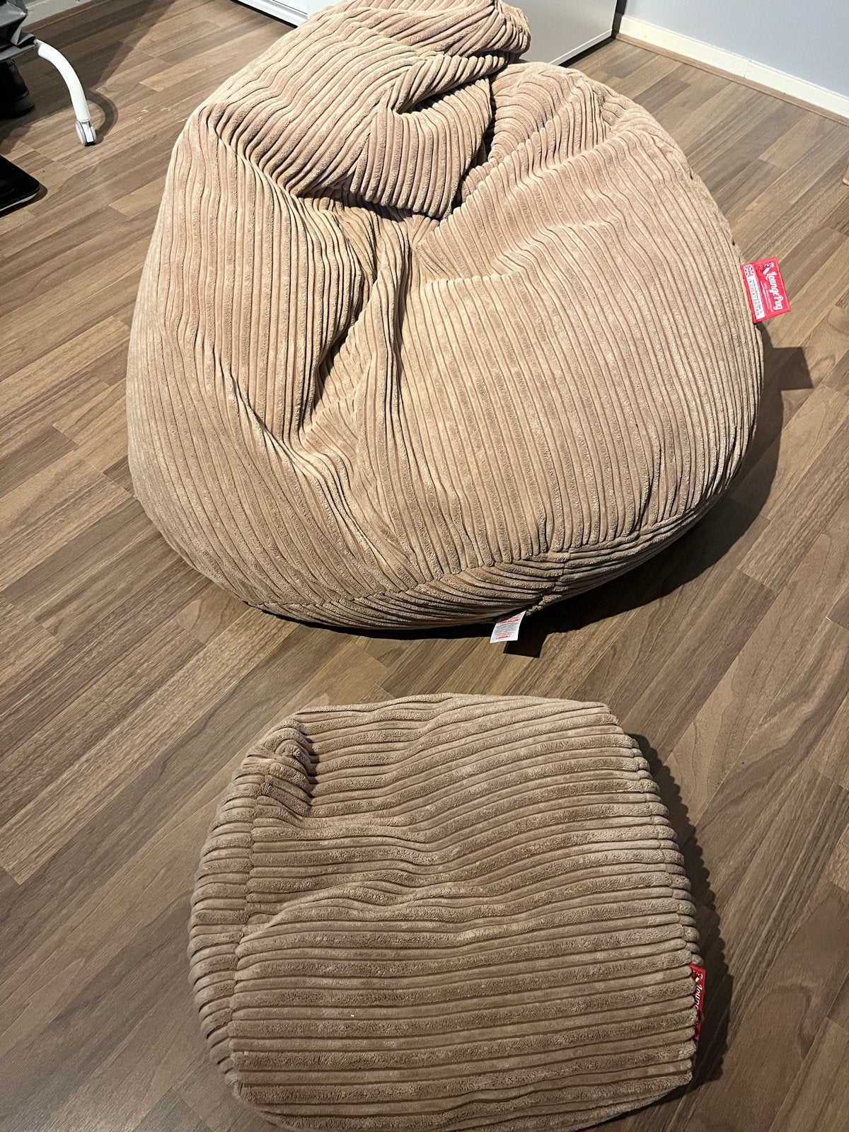 Lounge Pug Zitzak en voetenbank - Beige ribfluweel, Huis en Inrichting, Ophalen, Zo goed als nieuw, Beige, Zitzak