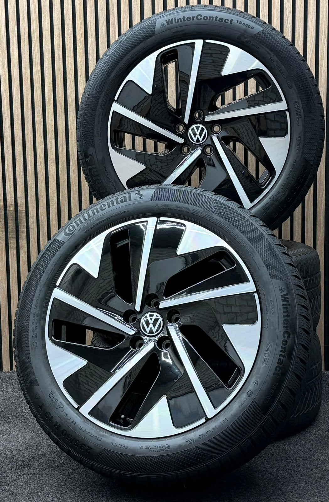 Originele 19 inch VW ID7 ID.7 Hudson 5x112 Continental ‘23, ., Banden en Velgen, Winterbanden, 235 mm
