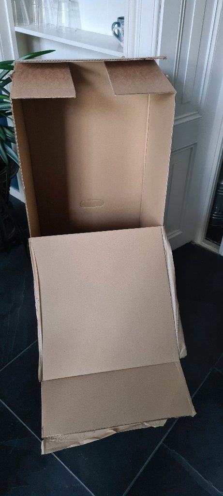 Gratis grote (planten) verhuisdoos, Ophalen, Doos, 40 tot 60 cm, Minder dan 50 cm