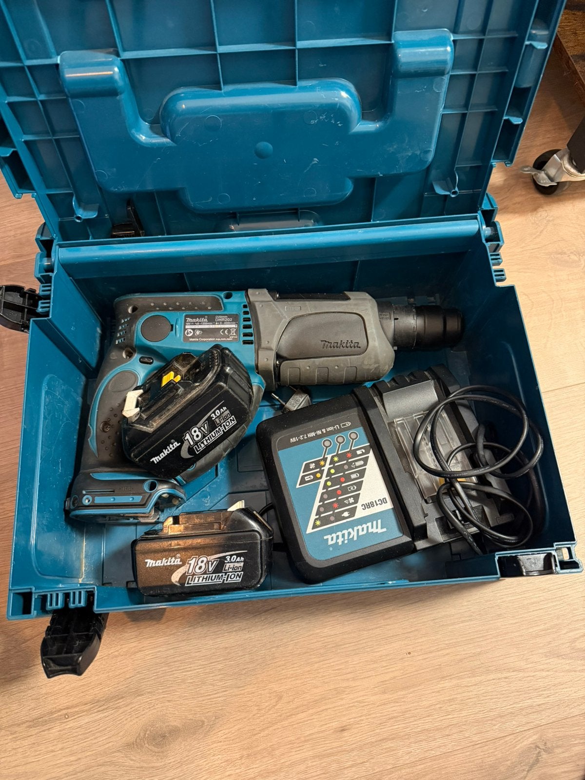 Makita DHR202ZJ accu, Ophalen, Zo goed als nieuw, Boor- en Schroefmachine