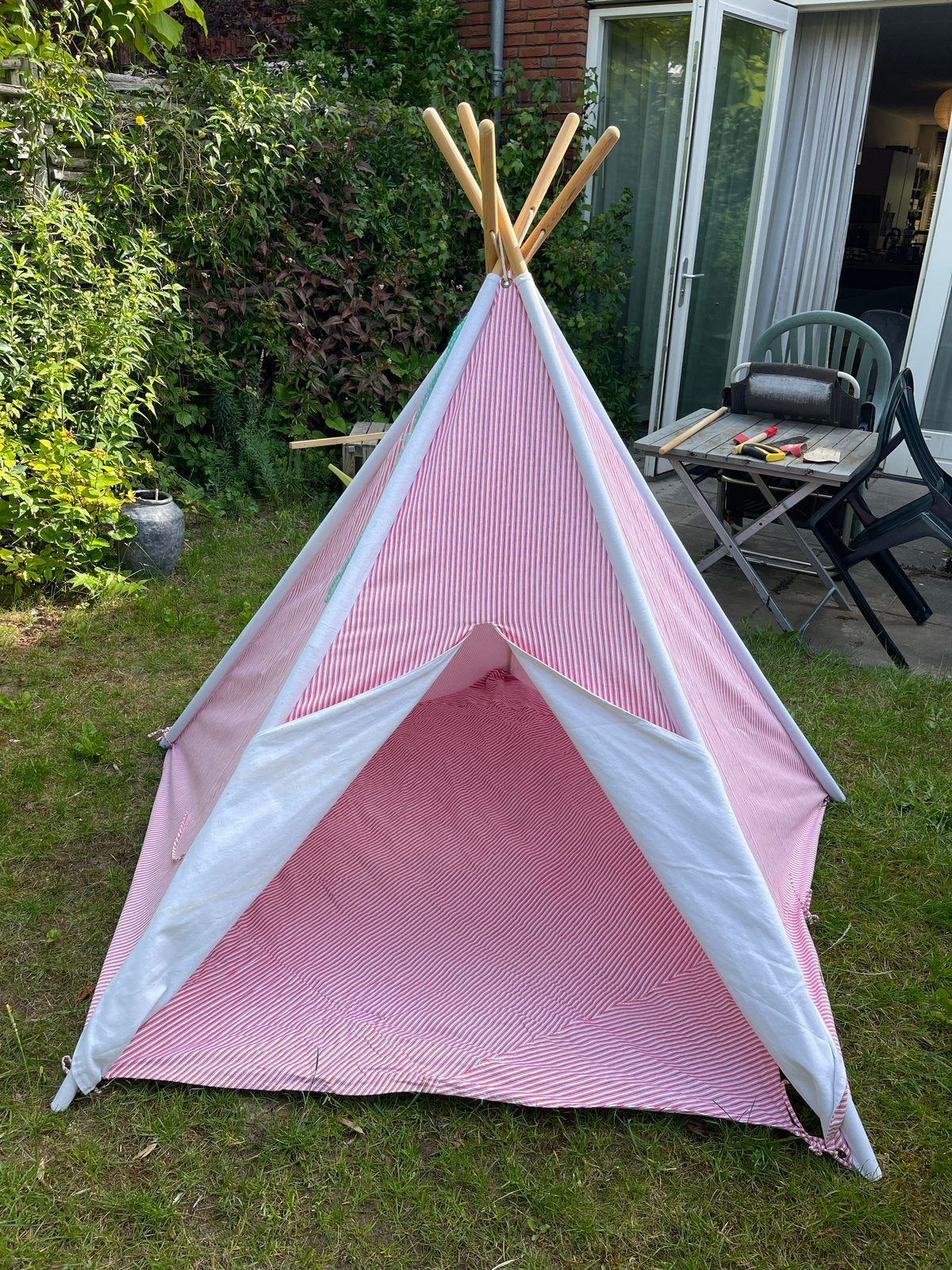 Leuke roze gestreepte tipi speeltent voor kinderen, Ophalen, Zo goed als nieuw