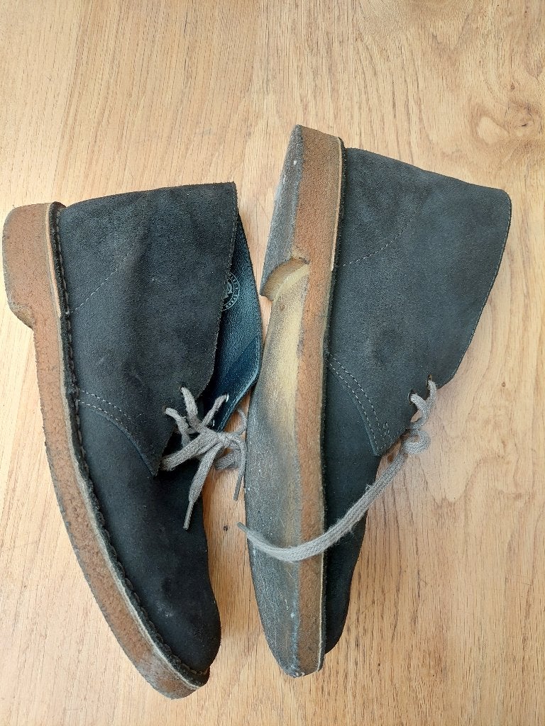 Clarks Desert Boots - Zwart suède, Kleding | Heren, Zwart, Boots, Clarks, Ophalen of Verzenden