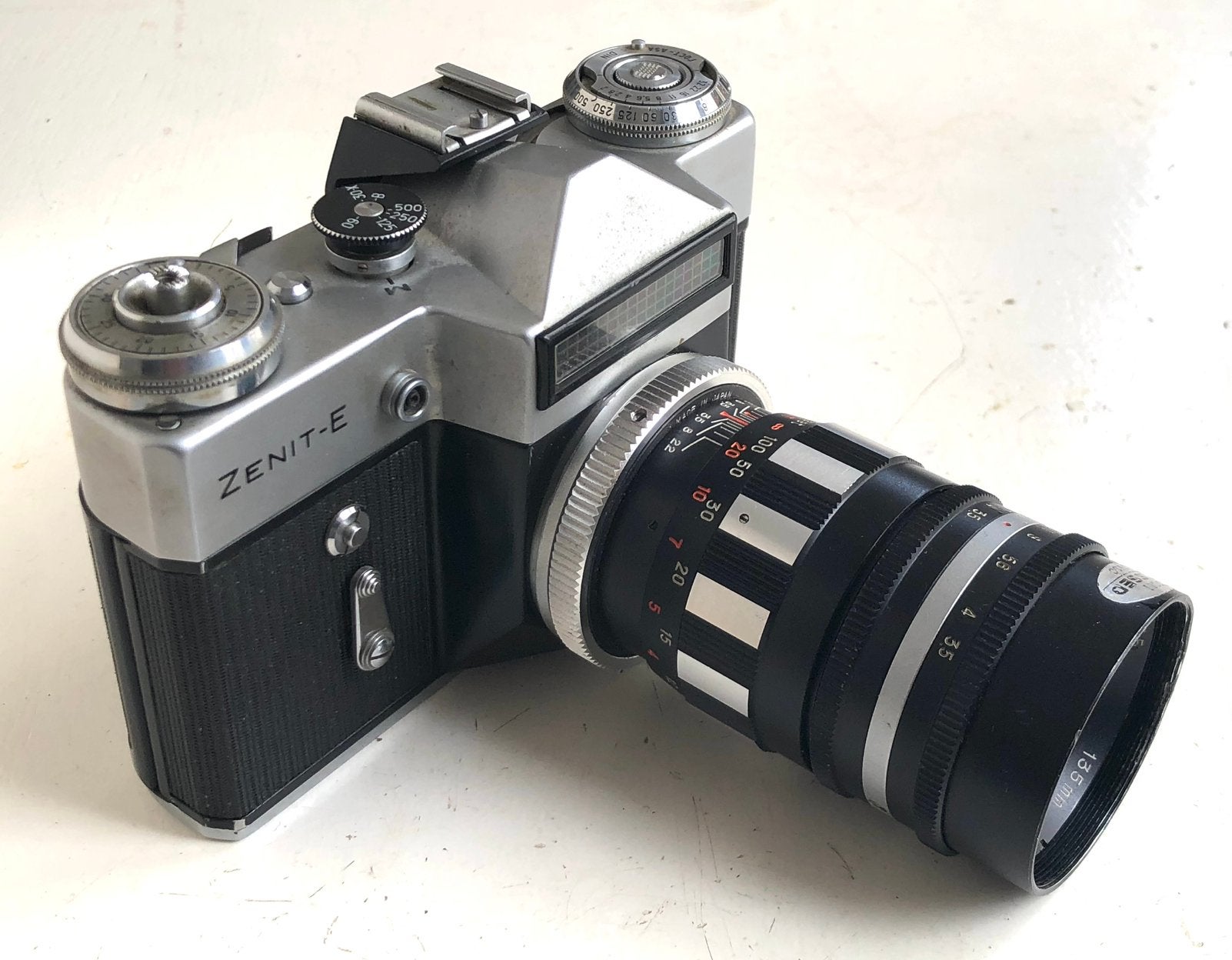 Zenit-E met Sankor 135mm telelens, Ophalen of Verzenden, Zo goed als nieuw, Spiegelreflex, Overige Merken