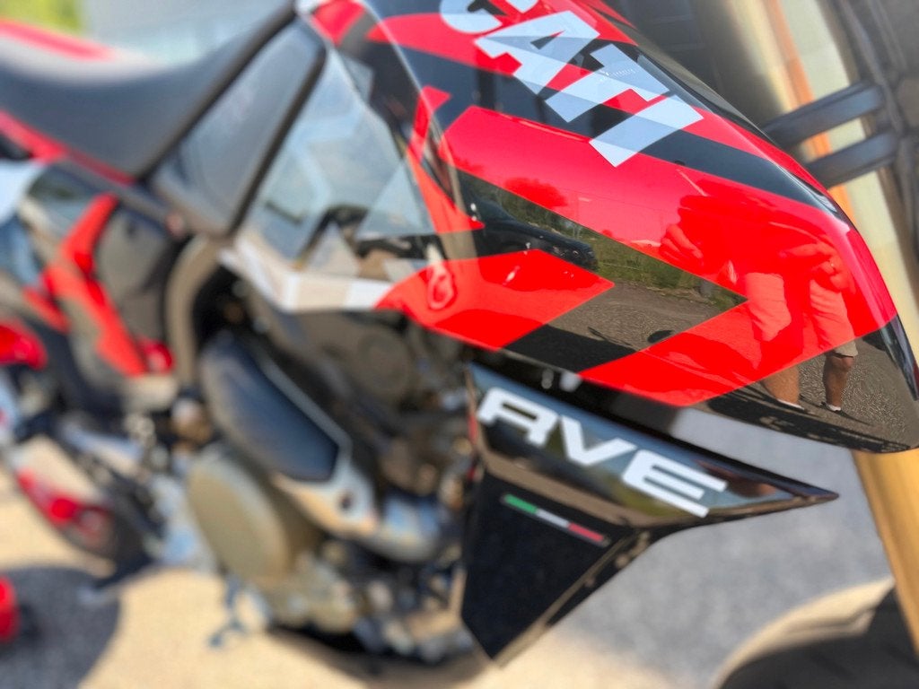 Ducati All-Road Hypermotard 698 Mono RVE Supermoto no KTM 69, Info@ducati.com, Bedrijf, Meer dan 35 kW, Toermotor